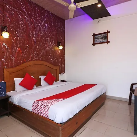 Oyo 80678 Shreenath Residency